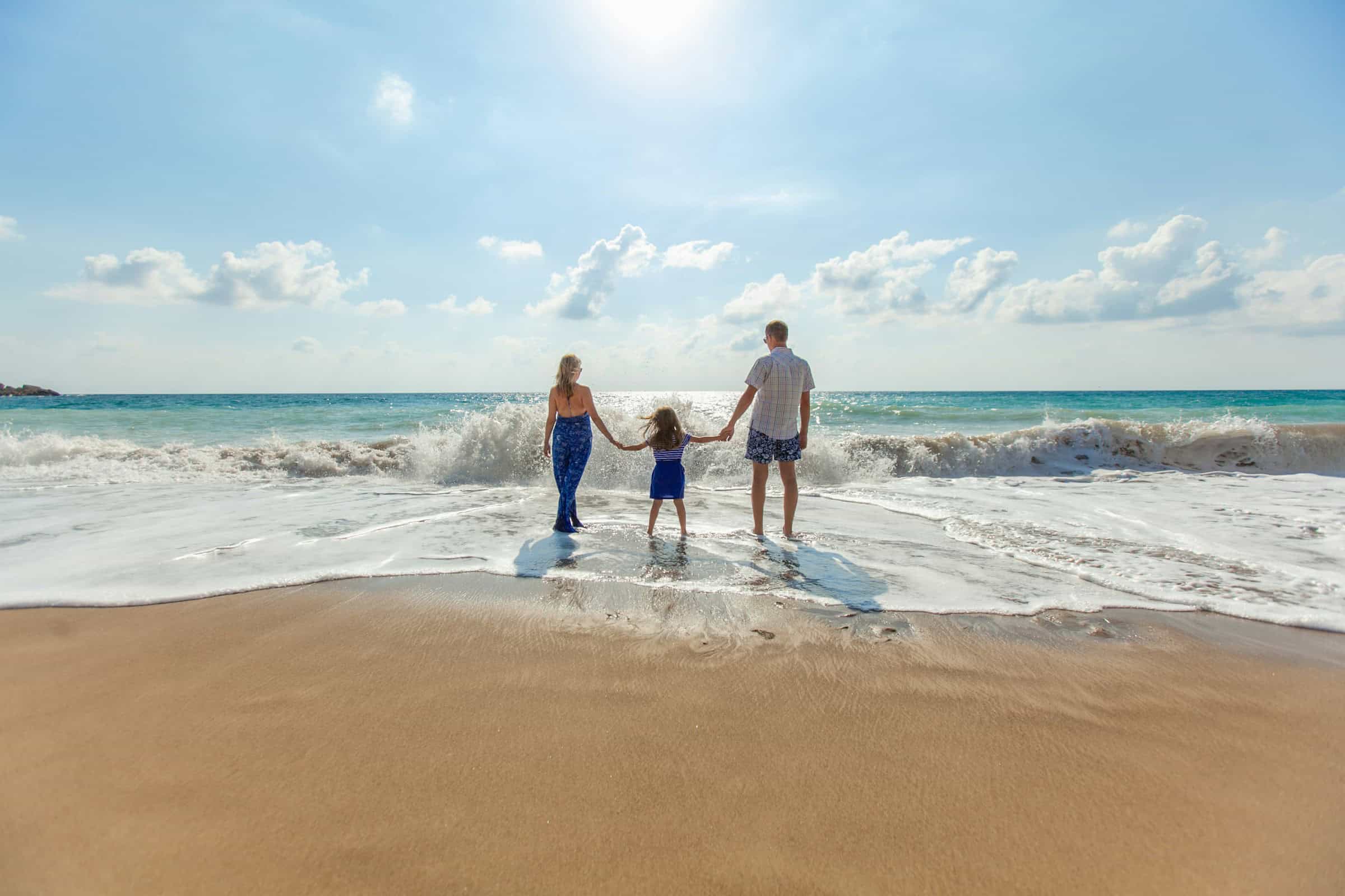 Famiglia sulla spiaggia